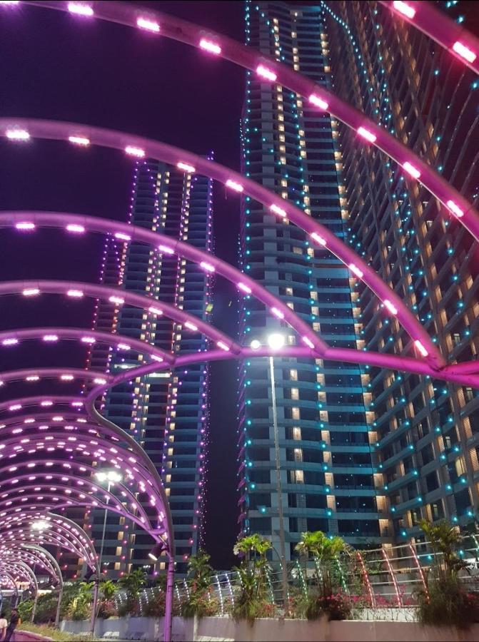Panoramic View Grand Kamala Lagoon Bekasi Exterior foto